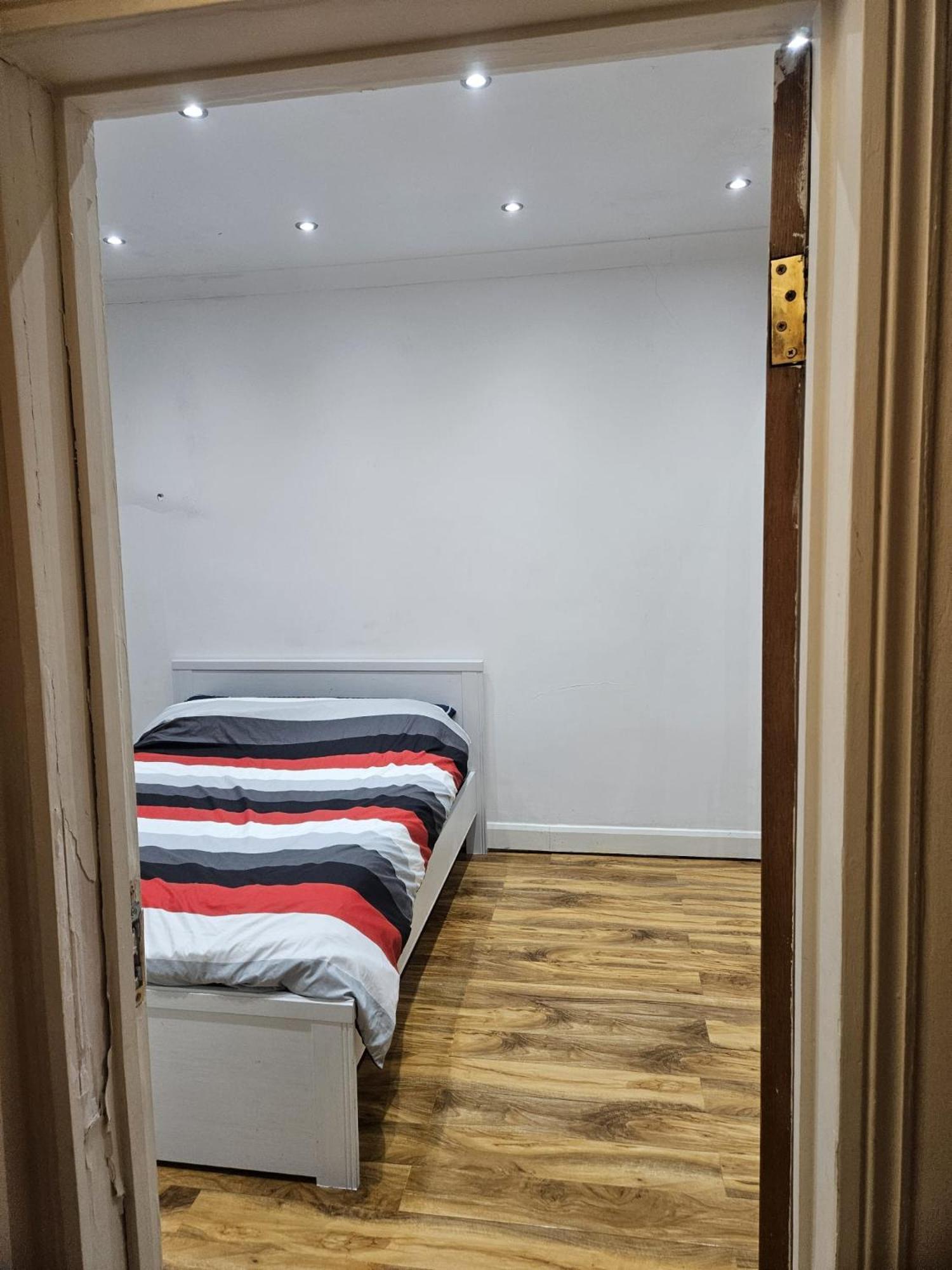 2 Bedroom Flat - Travel Direct To Heathrow/Central لندن المظهر الخارجي الصورة